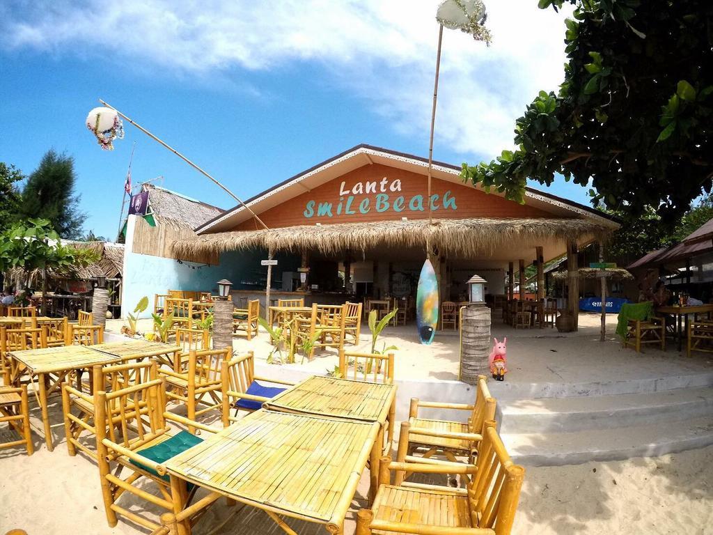 Lanta Smile Beach เกาะลันตา ภายนอก รูปภาพ